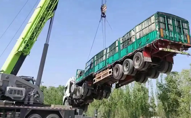 秦淮区道路脱困救援案例